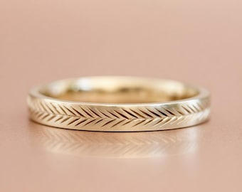 18K Solid Gold Feather Eternity Band | Hand Engraved Nature Ring, Anniversary Gift