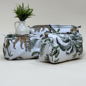 Set di 3: beauty case da viaggio in cotone con stampa a mano, borsa per il trucco riutilizzabile, borsa da lavaggio impermeabile con stampa animalier, misura piccola/media/grande.