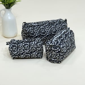 Set di 3: beauty case da viaggio in cotone con stampa a mano, borsa per il trucco riutilizzabile, borsa da lavaggio impermeabile con stampa animalier, misura piccola/media/grande.