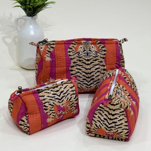 Set di 3: beauty case da viaggio in cotone con stampa a mano, borsa per il trucco riutilizzabile, borsa da lavaggio impermeabile con stampa animalier, misura piccola/media/grande.