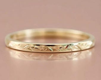 18K Solid Gold Engraved Leaf Band | Nature Inspired Wedding Ring | Dainty Botanical Jewelry