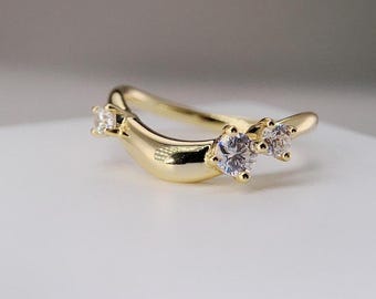Curved Moissanite Wedding Band | 14K Solid Gold Stackable Ring, Fluid Contour Enhancer