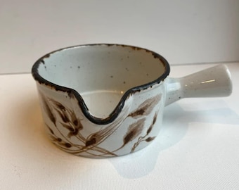 Midwinter Stonehenge Wild Oats sauce boat / gravy boat