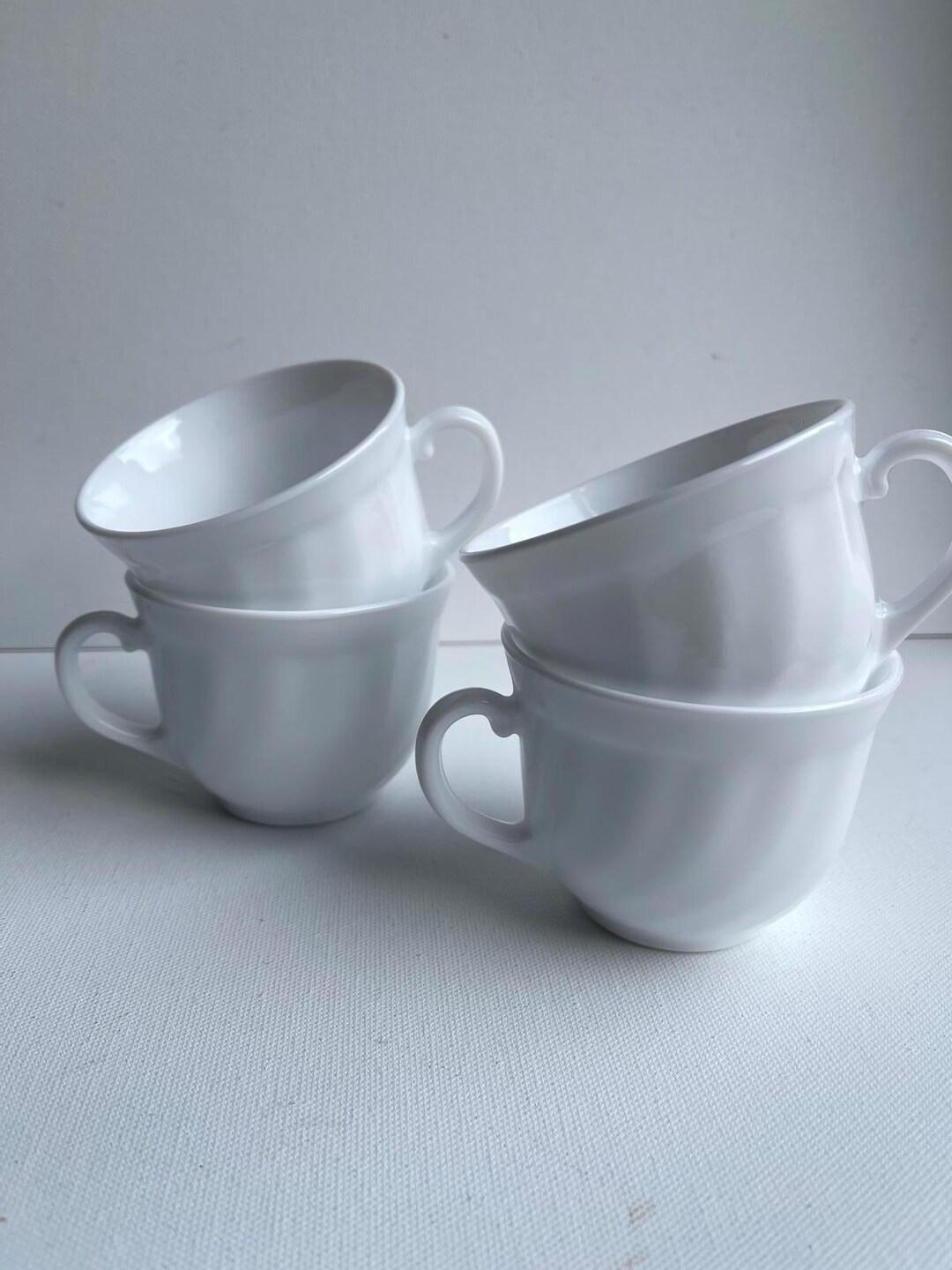 Vintage Set of 4 Arcopal Coffee Cups With White Swirl Design France ...