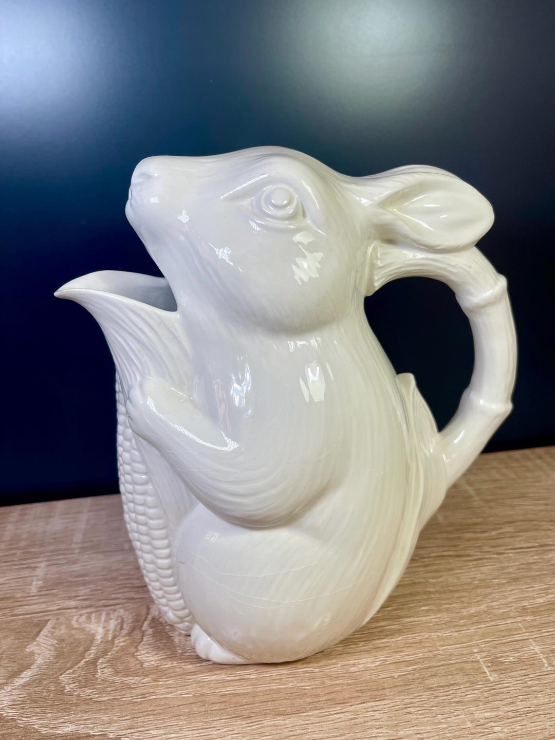 White Vintage Watering Jug Rabbit Holding a Corn Vintage Homeware - Etsy