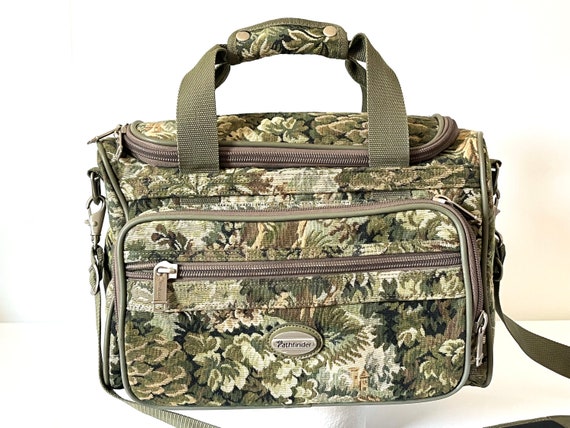Pathfinder carry on luggage top