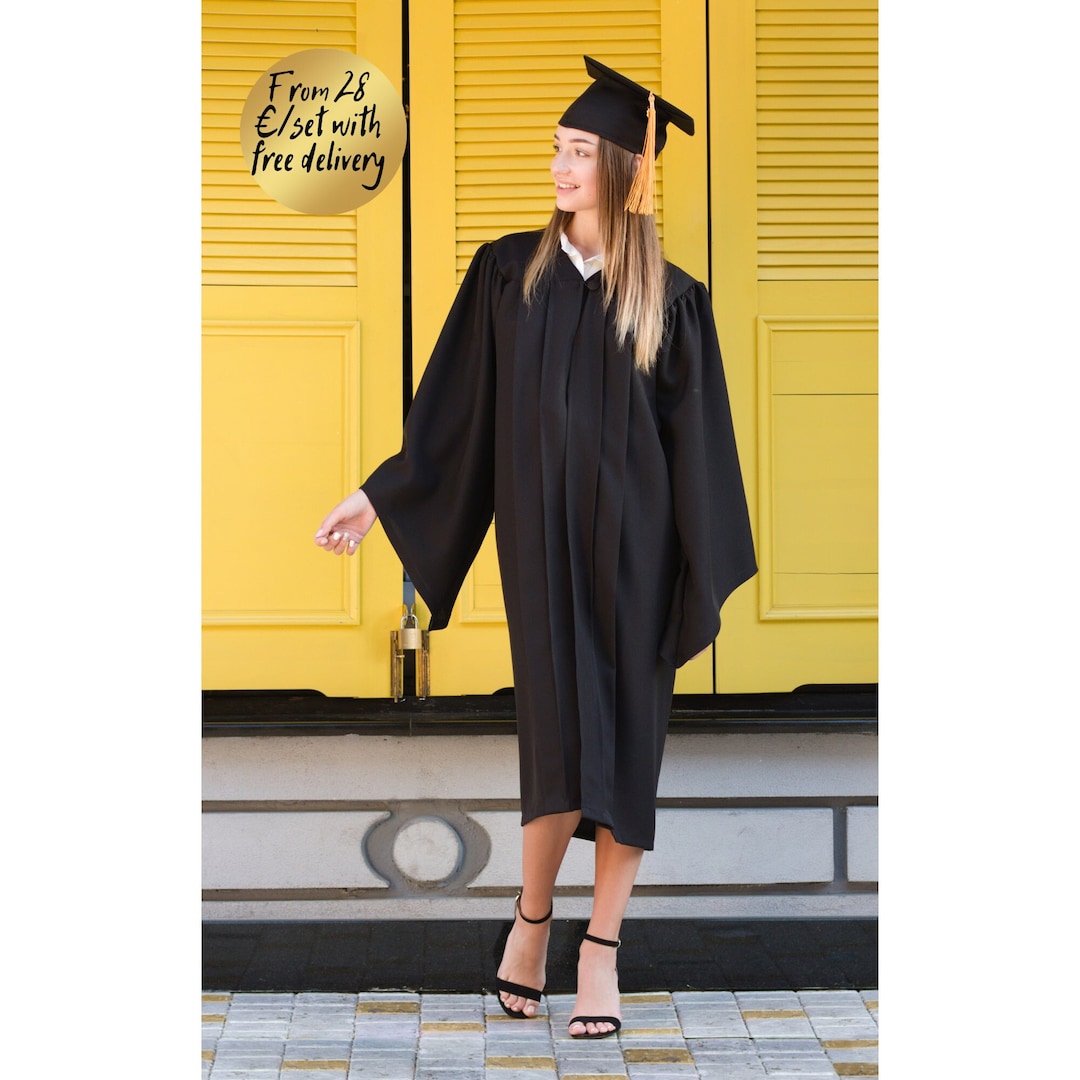 Bachelors Gown - Elegant Style Gown - Graduation Gown - Academic Dress - Black  Graduation Robe - Black Graduation Set - Etsy