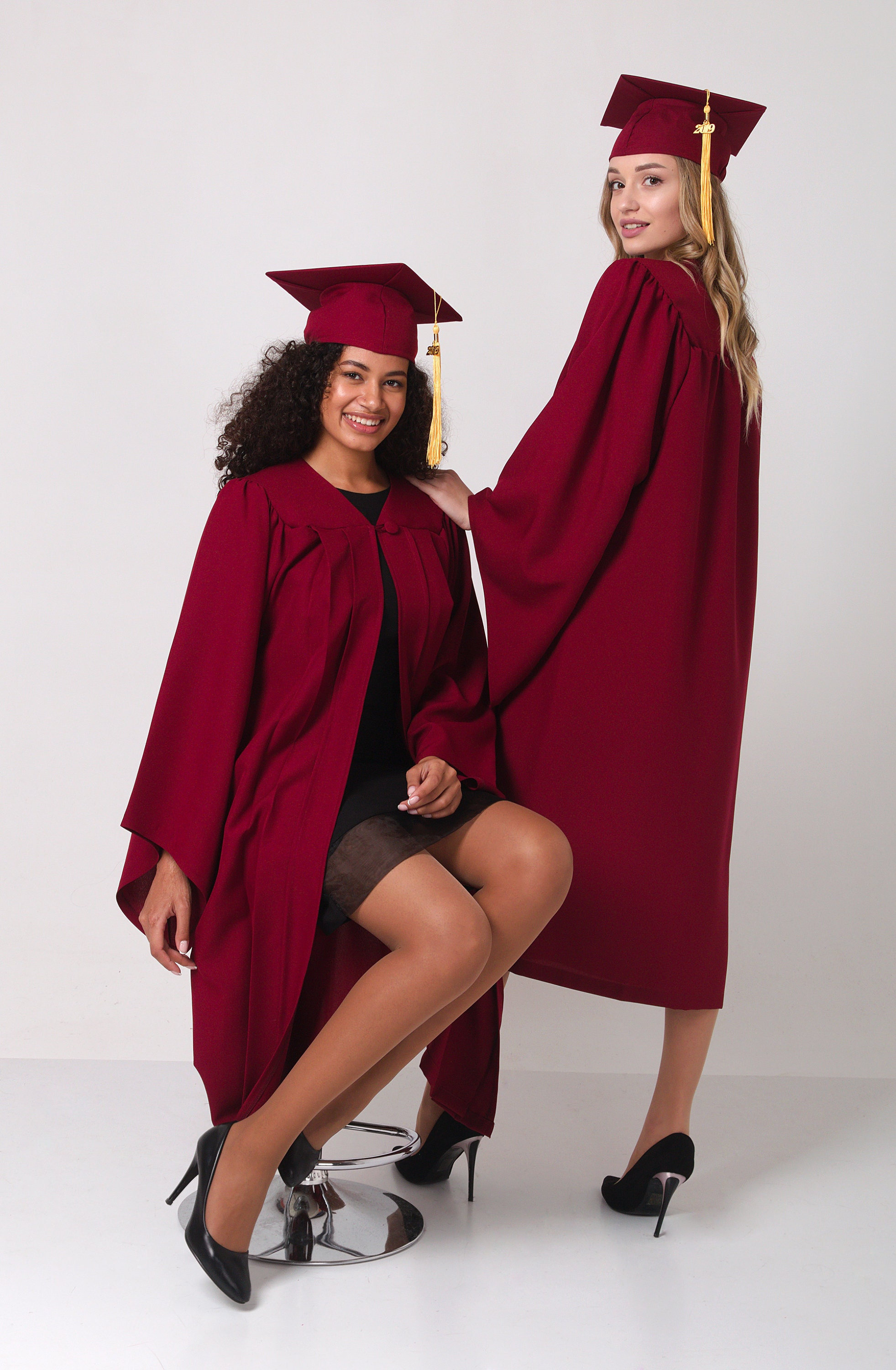  Matte Graduation Cap And Gown 2023 2024 Tassel Graduation  Gown And Cap Tassel Set For Middle&High School Graduation Robe