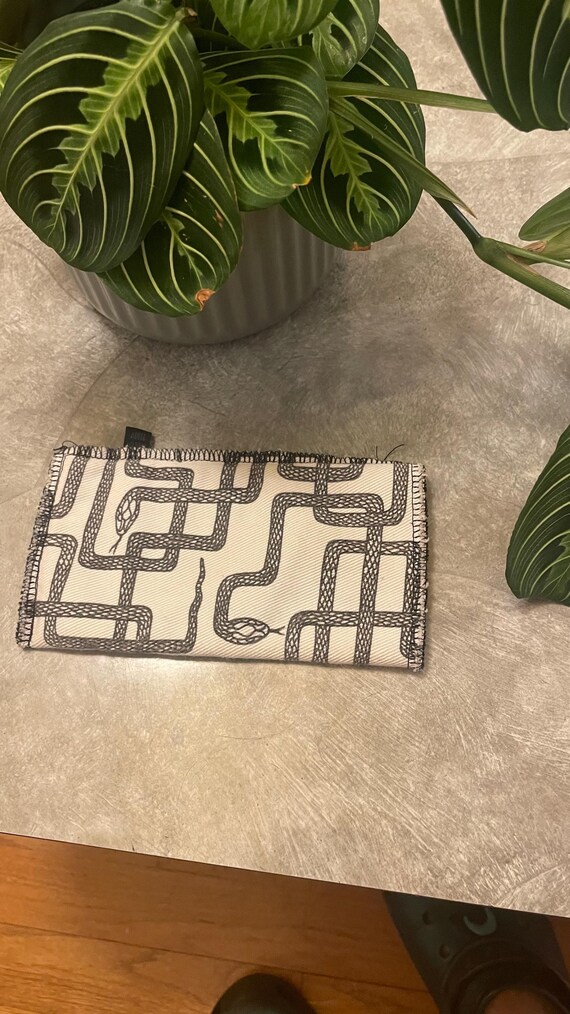 Adele Mildred Snake sunglasses case designer sold… - image 3