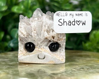 Meet Shadow – A Quartz Cluster Hedgie/Crystal Companion