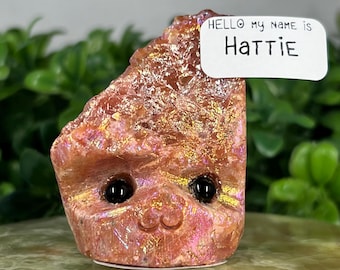 Meet Hattie – An Aura Sunstone Hedgie/Crystal Companion