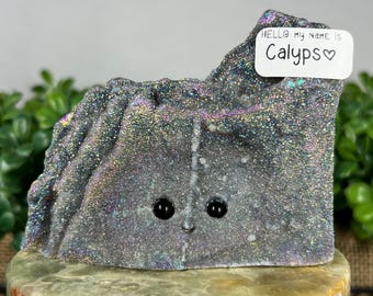 Meet Calypso – An Aura Sphalerite Hedgie/Crystal Companion