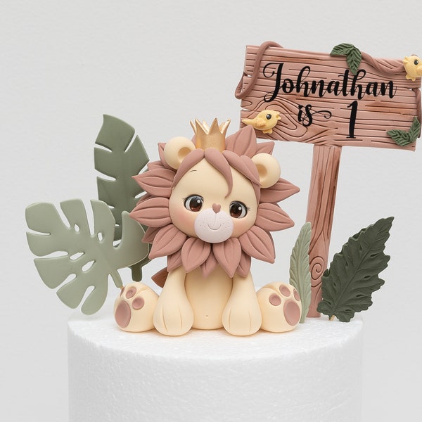 Lion, Giraffe, Tiger Cake Topper, Made of Lightweight Air Dry Clay, with Leaves and Name Plaque, For Birthday Cake, Baby Shower Cake