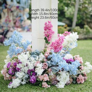 Blauw oudroze kunstbloemstuk - decor bruiloftboog, achtergrond evenement feest
