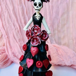 La Dama Enamorada - (Lady in Love) Handmade Catrina Sculpture with Roses and Heart Accents - Artisanal Clay Piece - Elegant, Gallery-Worthy