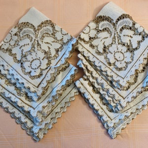 Vintage Spitzenservietten Set: Ecru Beige gehäkelt, brasilianische Baumwollmischung