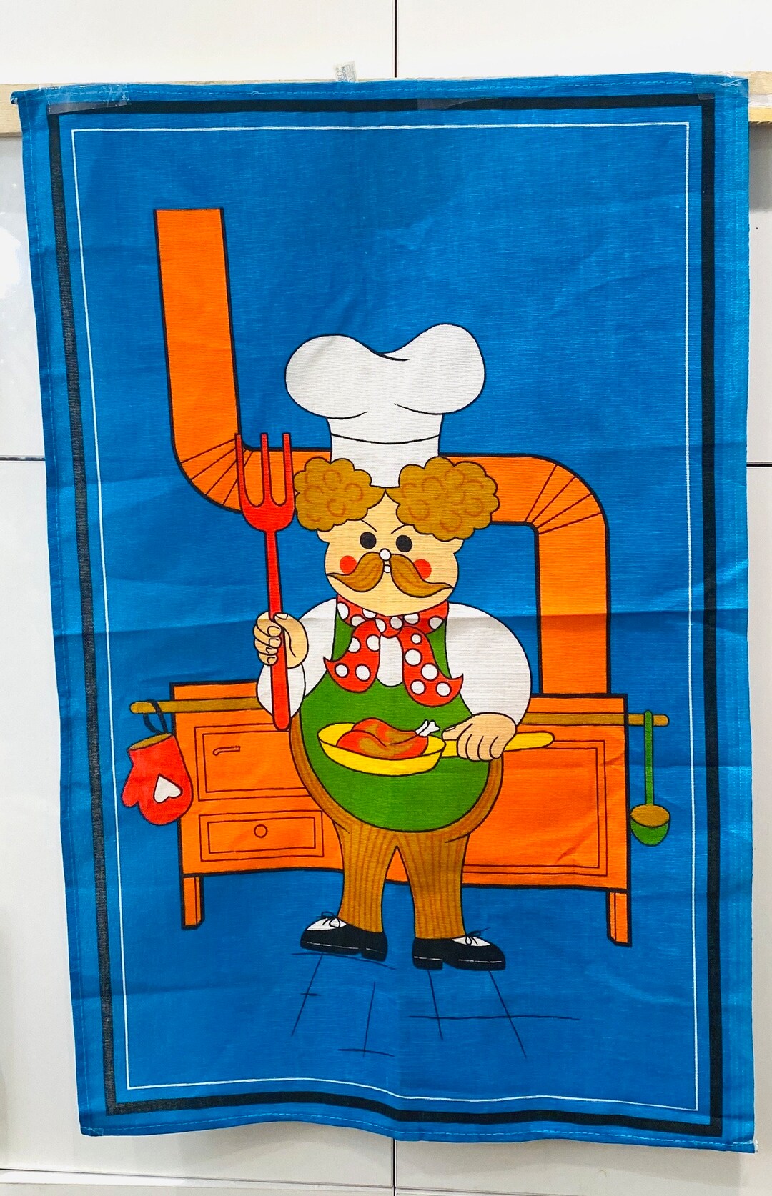 Set of 2 Very Different Vintage Tea Towels or Kitchen Towels , Cotton