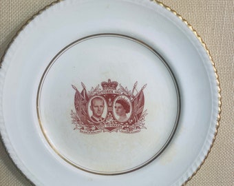 Vintage Queen Elizabeth & Duke of Edinburgh 1951 Commemorative  visit to Canada as Princess Plate  22K