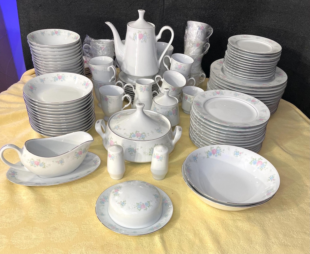 China Dinnerware Set for 12: Prestige Floral Porcelain, 111 Pieces - Etsy