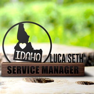 Benutzerdefinierte Idaho Map Schreibtischname Teller Keil, personalisierte geboren in Idaho State Namensschild Büroschild Firma Regal Tabletop Plaque Decor