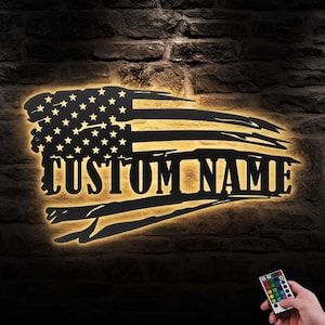 Custom Distressed USA Flag Metal Wall Art LED Light Personalized American Flag Name Sign Home Decor 4th of July Patriotic Decoration Xmas