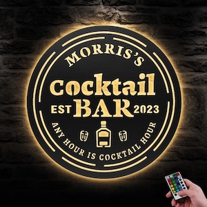 Benutzerdefinierte Bourbon Cocktailbar Metallwandkunst LED-Licht Personalisierte Hinterhof-Namensschild Haus-Whisky-Bar Pub-Dekor-Alkoholisches Getränk-Cocktail