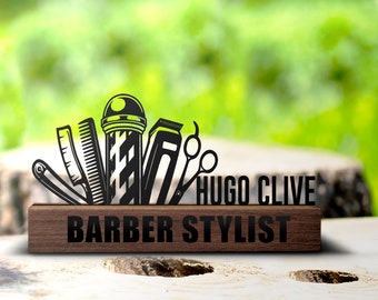 Benutzerdefinierte Barber Schreibtisch Namensschild Keil Personalisierte Friseur Friseur Namensschild Büroschild Regal Tabletop Barbershop Geschenk Plaque Decor