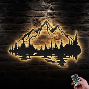 Arte de pared de metal con luz LED para montaña, bosque, colina, árbol, gran letrero de aventura, decoración para el hogar, senderismo, campista, excursionista, cueva de hombre, cumpleaños