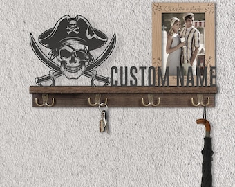 Estante de madera con calavera pirata personalizada, letrero de metal para pared, regalo de pirata con esqueleto personalizado, decoración para cueva de hombre, llavero, organizador de entrada