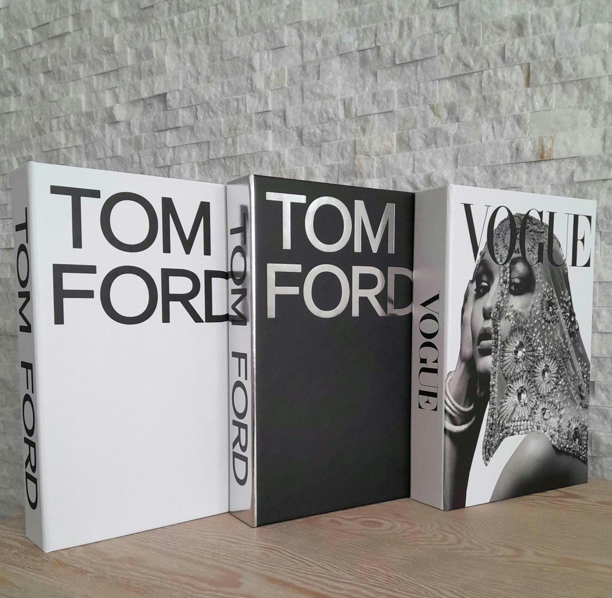 TOM FORD published by Rizzoliトム・フォード - 古本買取 2手舎