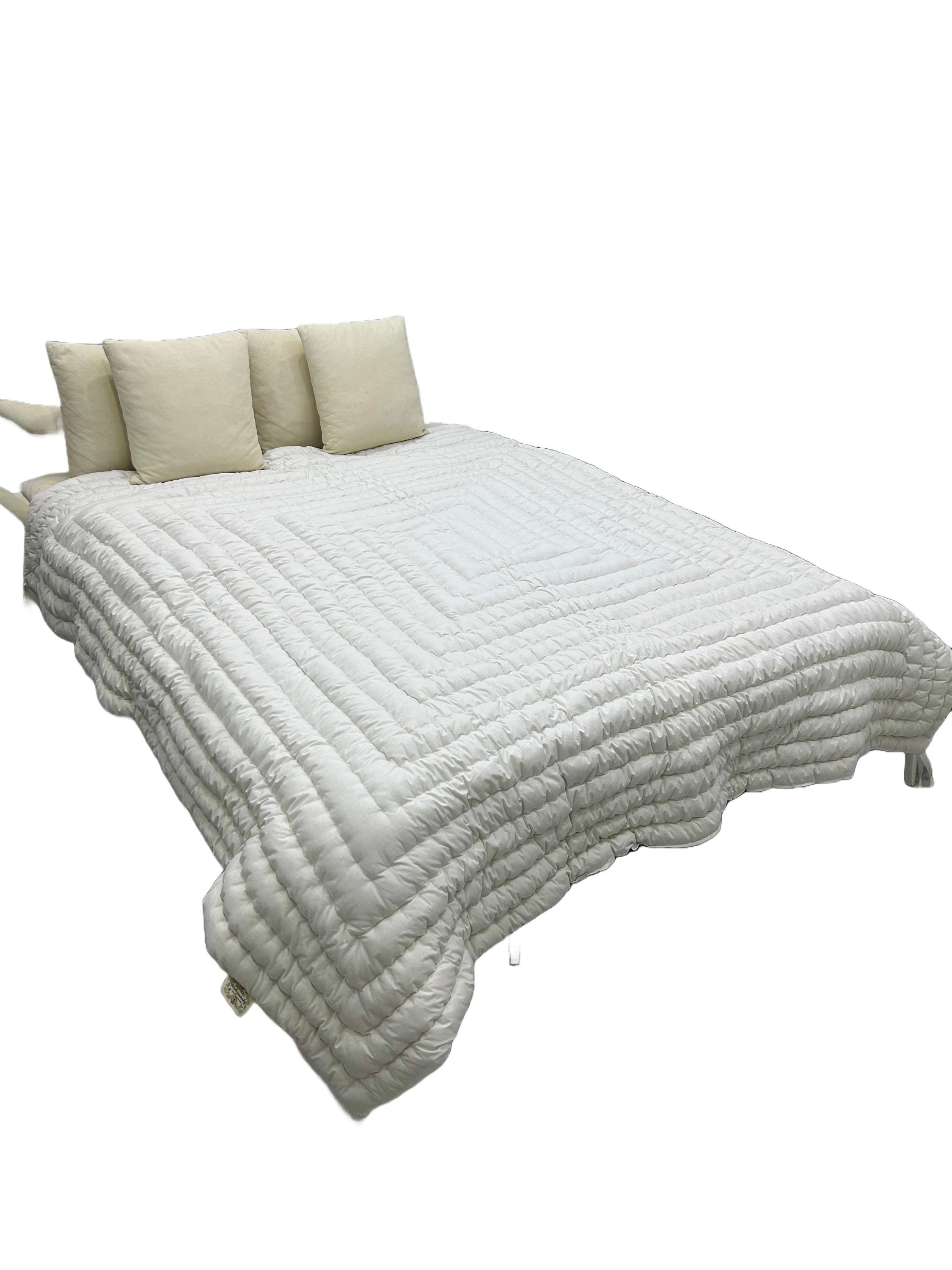 100% Natural WOOL QUILT/ Handmade Stitched Duvet/ Odorless Handcrafted Quilt/ Unpainted Vintage Quilt/ Customizable All Sizes You Want