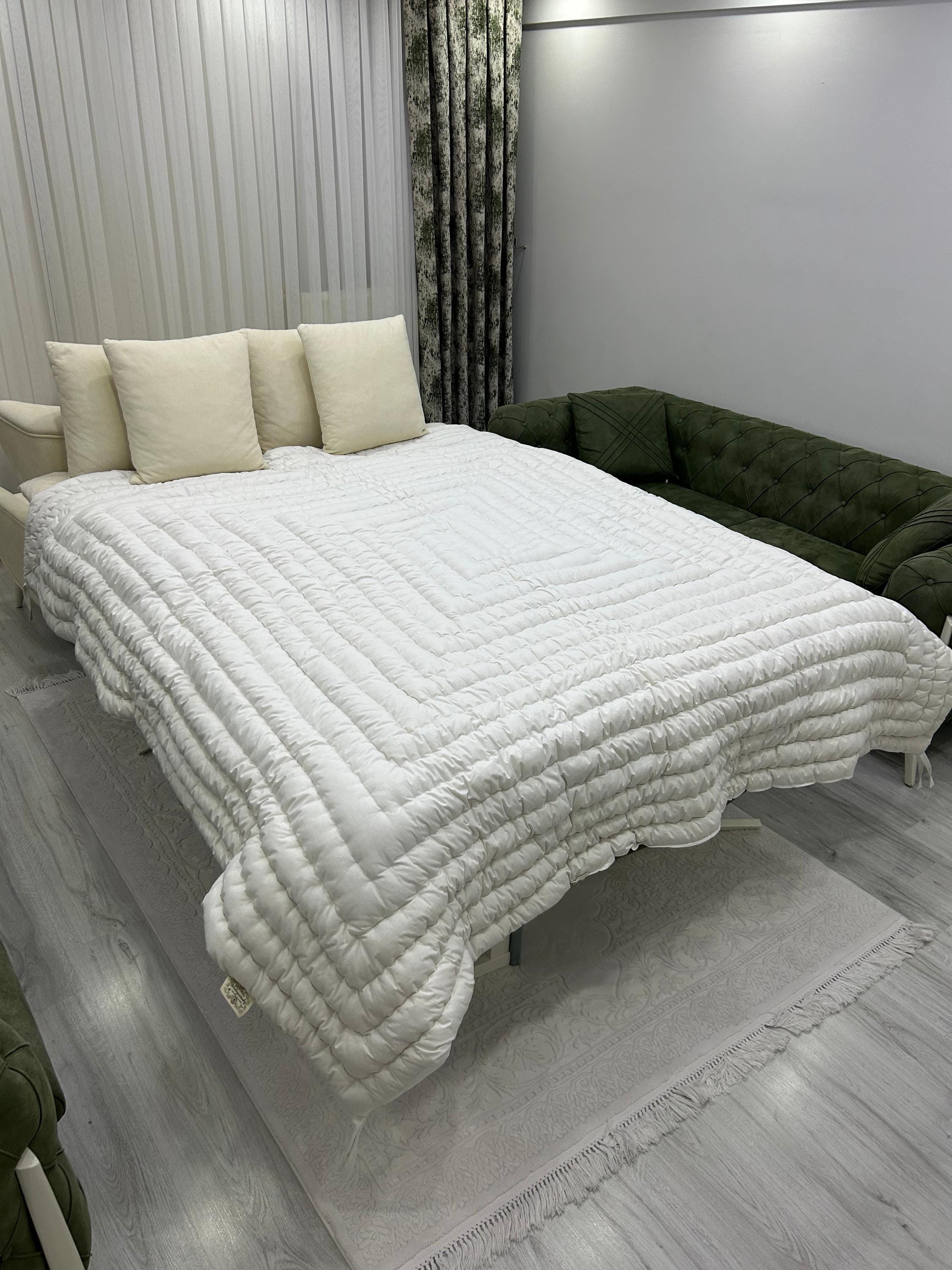 100% Natural WOOL QUILT/ Handmade Stitched Duvet/ Odorless Handcrafted Quilt/ Unpainted Vintage Quilt/ Customizable All Sizes You Want