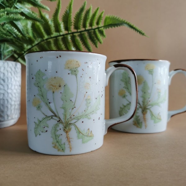 Set of two vintage stoneware coffee, tea mug. Cup with dandelion decor. Made in Japan, Otagiri collection. Floral motif. Tableware.