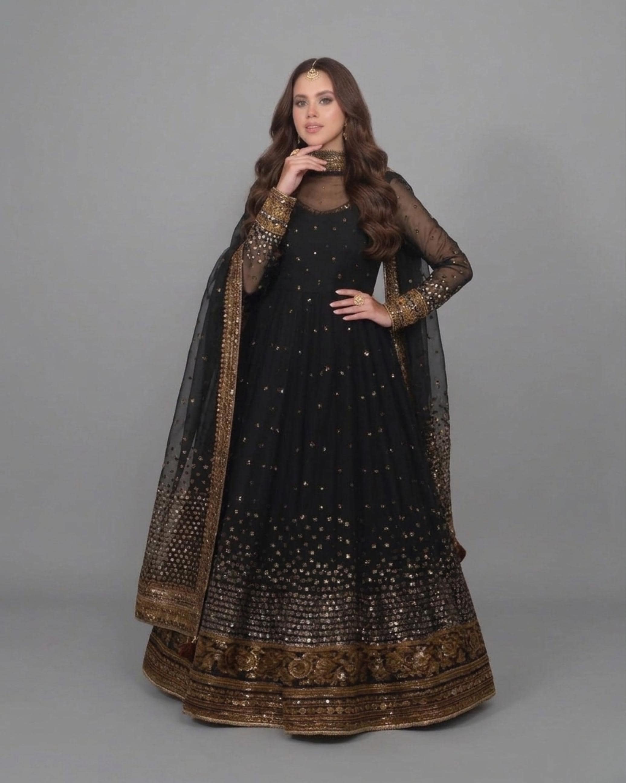 green emerald velvet dress Bita Black Kurta Pakistani indian wedding bridal dresses mehndi nikkah  outfits usa uk – Pakistani Designer Dresses