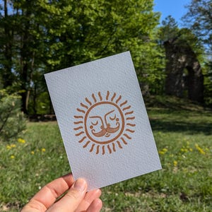 Tarjeta de felicitación del sol | Cara de sol | Tarjeta A6 | Tarjeta del Sol Ilustrada | Tarjeta de felicitación divertida del sol | Tarjetas de felicitación felices | Saludo al sol | tarjeta postal