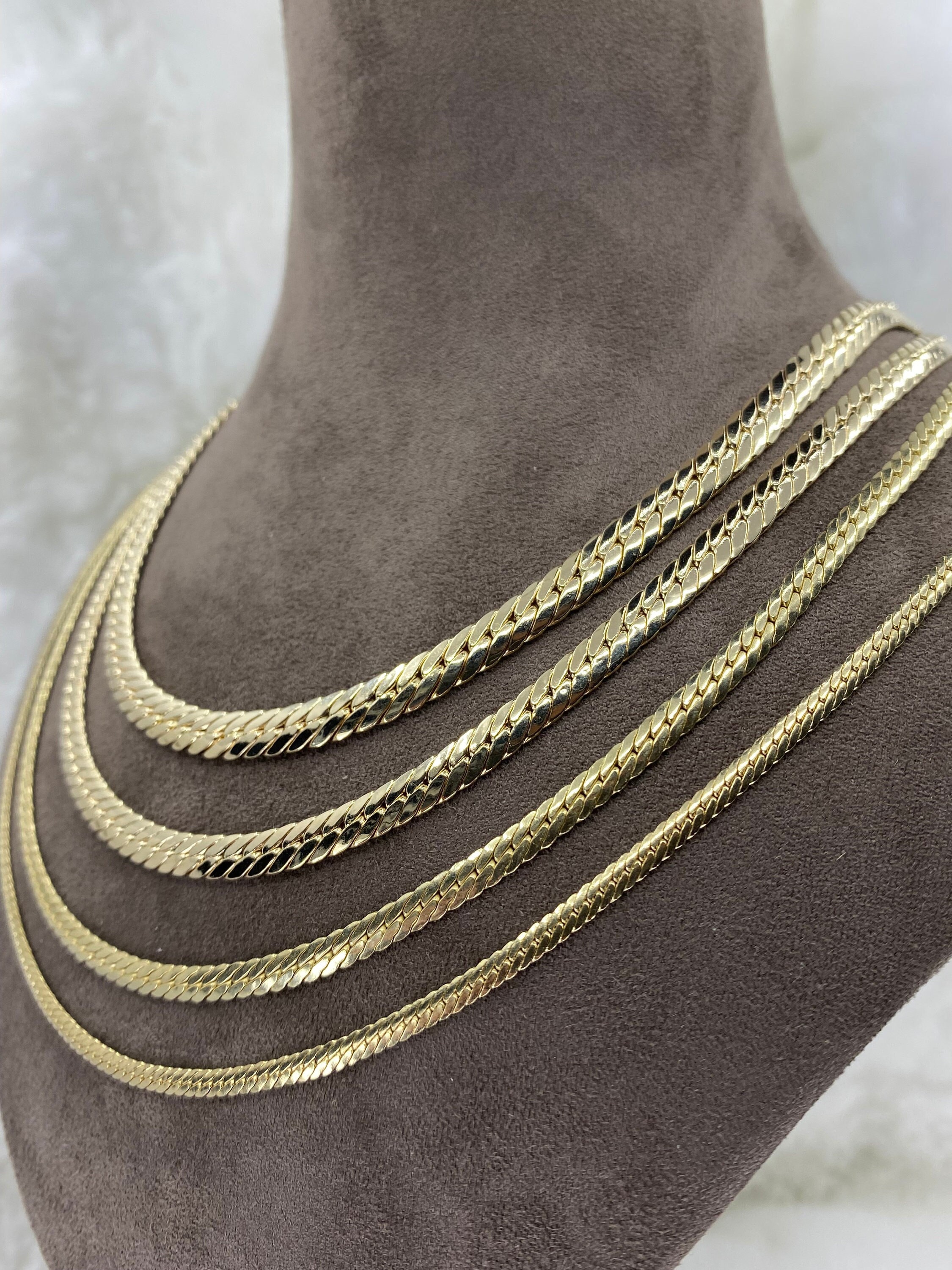Macrame Choker Necklace Tight Necklace Made of Thread and Brass