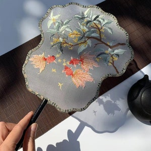 Goldfish embroidered fan, handmade Hanfu fan, handheld embroidered fan, ancient style embroidered fan, Chinese style Hanfu with props