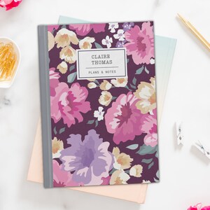 persönliches Notizbuch mit Namen, Blumen, personalisiertes Notizbuch, Hardcover-Notizbuch, Blumen-Notizbuch, einzigartiges Geschenk für sie, Weihnachtsgeschenk für sie