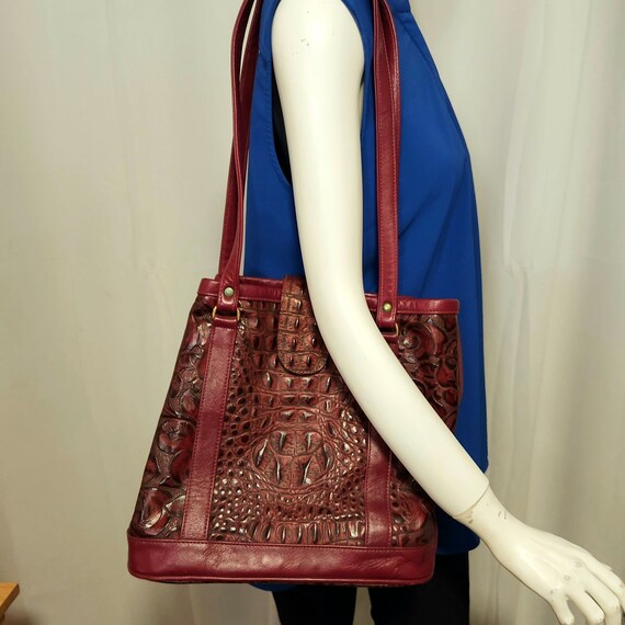 Elegant Embossed Leather Shoulder Bag in Rich Bur… - image 10