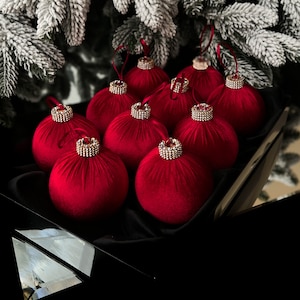 CHRISTMAS RED velvet decorations 3.15”/4”,10pcs set,red velvet Christmas ornaments,Christmas red balls,red  xmas decorations for home tree