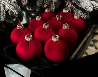 Adornos navideños de terciopelo rojo de 8 cm (3,15 pulgadas) - Juego de 10 adornos navideños hechos a mano con diamantes de imitación