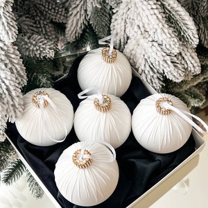 Bolas de Navidad blancas de 3,15&#39;&#39;, juego de 5 piezas, bolas de Navidad blancas, adornos navideños blancos, juego de decoración de árbol de Navidad blanco