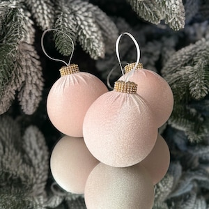 BLUSH PINK CHRISTMAS 3.15ʼʼ balls,  light xmas Balls blush  Christmas ornaments pink Xmas pink Decorations