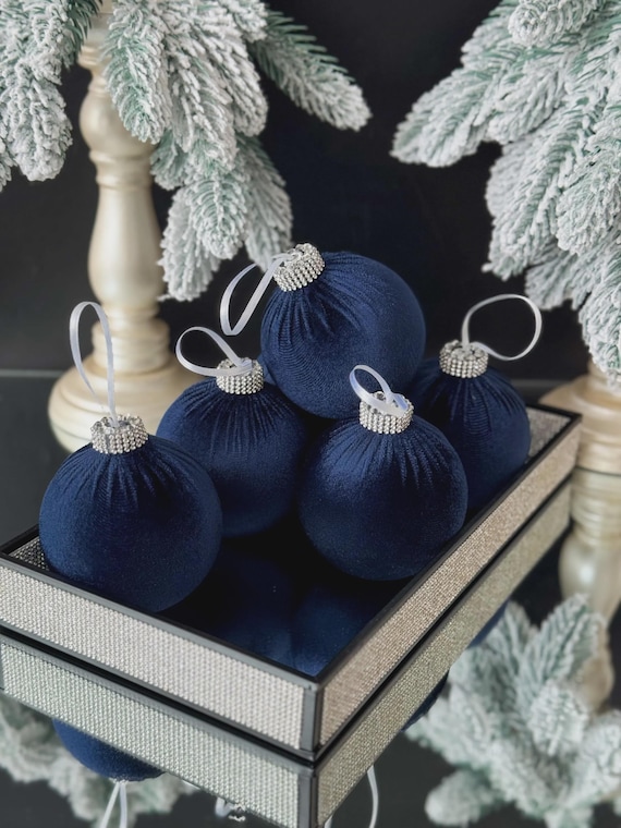 NAVY BLUE CHRISTMAS Samt Dekoration 8,5 cm , blaue Weihnachtskugeln, blaue Weihnachtskugeln, dunkelblaue Weihnachtsdeko-Set, Christbaumkugeln für den Hausbaum