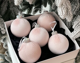 Blush Pink Velvet Christmas Baubles: Rhinestone Holiday Ornaments, 5-Piece Set