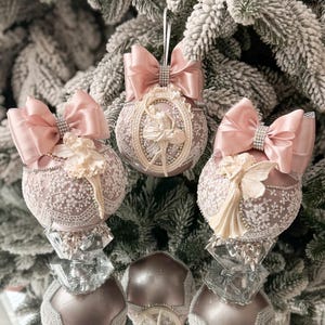 ROSE PINK VINTAGE Christmas decoration 4”, Pink Christmas ornament,shabby chic Christmas baubles,Rose pink Victorian style Christmas balls