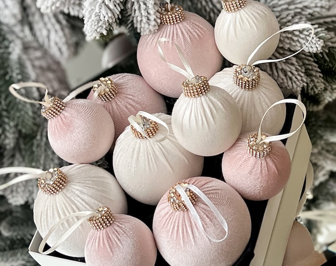 Set of 4, Christmas Vintage Style Ornamentsfelt Christmas Baublespink