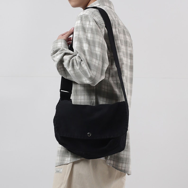 Sac de messager bandoulière en toile coton biologique et fait main artisanal en style minimaliste japonais Czarny