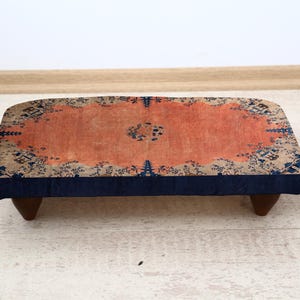 Cozy Footstool with Traditional Rug Design, Kilim Upholstered Ottoman Seat, Ethnic Accent Stool, Rustic Carpet Footrest, Boho Style Bench