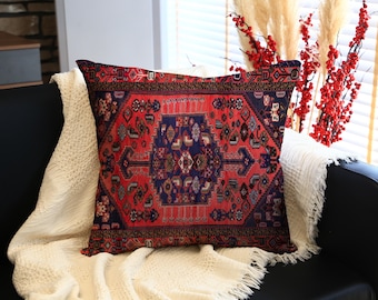 Cojín decorativo Kilim con intrincado estampado de alfombra oriental en rojo y azul, elegante cojín para sofá, cama o interiores de estilo bohemio étnico.